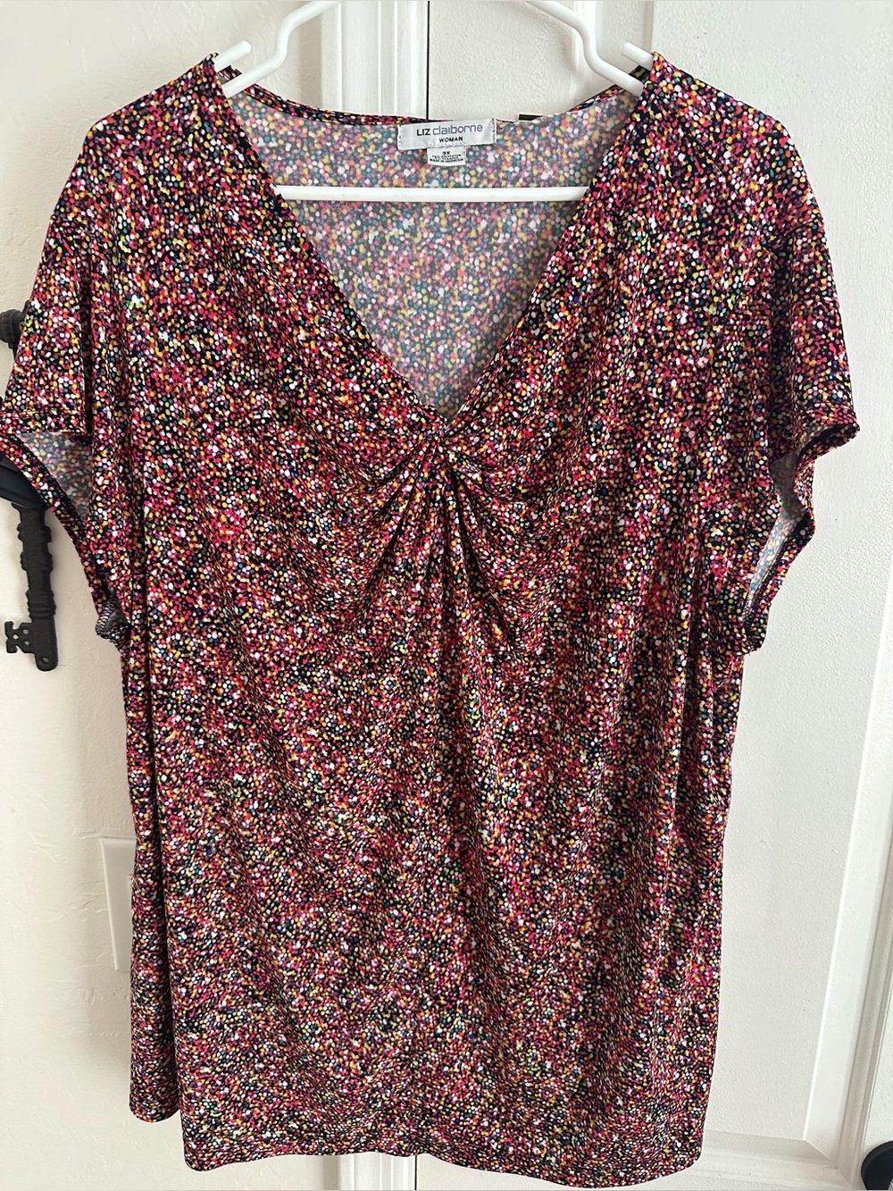 Woman’s plus size 3X colorful dotted blouse by Liz Claiborne Woman